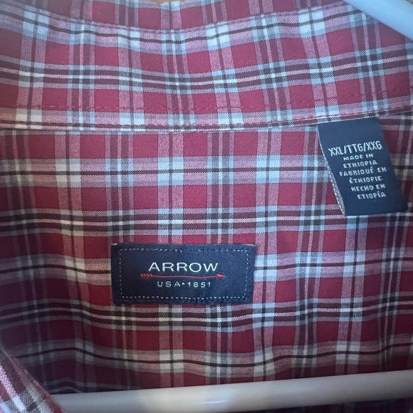 Arrow Men's Red and White Plaid Button Down Shirt - Picture 2 of 3